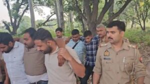 Sitapur News:पुलिस मुठभेड़ में 50-50 हजार के इनामी दो बदमाश गिरफ्तार, चोरी के सात लाख से अधिक के जेवर बरामद – Two Criminals Carrying A Reward Of 50,000 Each Were Arrested In Police Encounter In Sitapur